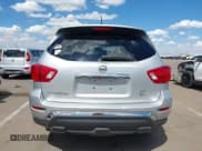 ✅ 2018 Nissan Pathfinder SL • VIN: 5N1DR2MMXJC611696 • Лот: 43211165. Опубликован ранее на IAAI с пробегом 74 015 миль. Бесплатный доступ к архиву аукционных продаж из США и подробный отчёт об истории автомобиля на DreamBid. Изображение 16.