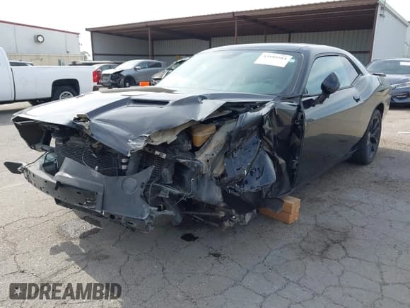 ✅ 2019 Dodge Challenger SXT • VIN: 2C3CDZAG8KH500394 • Lot: 43680584. Listed on IAAI with 83,276 mi. Free auction sales archive from the USA and detailed vehicle history report at DreamBid. Image 6.