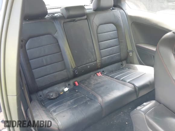 ✅ 2015 Volkswagen Golf GTI S • VIN: 3VWYT7AU0FM064451 • Lot: 42894226. Wystawiony na IAAI z przebiegiem 161 683 mil. Bezpłatny archiwum sprzedaży aukcyjnych z USA i szczegółowy raport historii pojazdu na DreamBid. Zdjęcie 8.