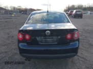 ✅ 2010 Volkswagen Jetta SE • VIN: 3VWRZ7AJXAM158192 • Lot: 43702550. Listed on IAAI with 140,702 mi. Free auction sales archive from the USA and detailed vehicle history report at DreamBid. Image 16.