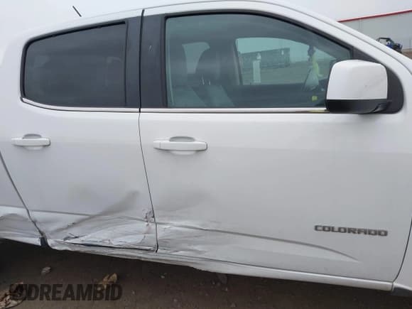 ✅ 2016 Chevrolet Colorado 4WD LT • VIN: 1GCGTCE34G1314152 • Lot: 42328625. Listed on IAAI with 129,517 mi. Free auction sales archive from the USA and detailed vehicle history report at DreamBid. Image 14.