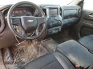 ✅ 2021 Chevrolet Silverado 1500 Work Truck • VIN: 3GCNWAEH3MG314297 • Lot: 75887494. Wystawiony na Copart z przebiegiem 61 903 mil. Bezpłatny archiwum sprzedaży aukcyjnych z USA i szczegółowy raport historii pojazdu na DreamBid. Zdjęcie 9.