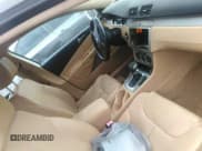 ✅ 2009 Volkswagen Passat Komfort • VIN: WVWJK73C39P035391 • Lot: 42439461. Listed on IAAI with 139,584 mi. Free auction sales archive from the USA and detailed vehicle history report at DreamBid. Image 5.