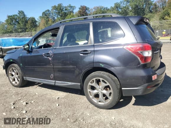 ✅ 2015 Subaru Forester Touring • VIN: JF2SJAWC2FH458924 • Лот: 85361035. Опубликован ранее на Copart с пробегом 61 867 миль. Бесплатный доступ к архиву аукционных продаж из США и подробный отчёт об истории автомобиля на DreamBid. Изображение 2.