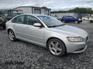 ✅ 2008 Volvo S40 2.4L • VIN: YV1MS382X82351527 • Lot: 85090735. Listed on Copart with 126,884 mi. Free auction sales archive from the USA and detailed vehicle history report at DreamBid. Image 4.