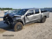 ✅ 2023 Nissan Frontier SV • VIN: 1N6ED1EJ3PN645754 • Lot: 57134365. Wystawiony na Copart z przebiegiem 42 695 mil. Bezpłatny archiwum sprzedaży aukcyjnych z USA i szczegółowy raport historii pojazdu na DreamBid. Zdjęcie 1.