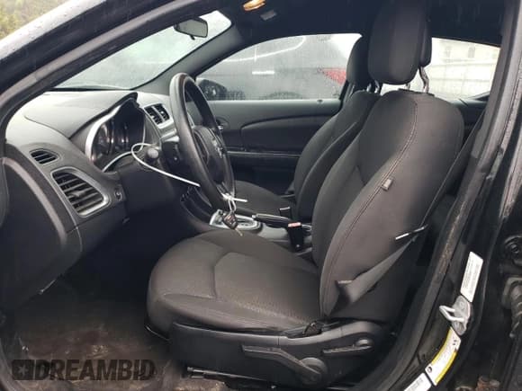 ✅ 2014 Dodge Avenger SE • VIN: 1C3CDZAB6EN188432 • Лот: 73220954. Опубликован ранее на Copart с пробегом 109 159 миль. Бесплатный доступ к архиву аукционных продаж из США и подробный отчёт об истории автомобиля на DreamBid. Изображение 7.