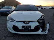 ✅ 2013 Hyundai Veloster w/Black Int • VIN: KMHTC6AD2DU141638 • Lot: 84566784. Wystawiony na Copart z przebiegiem 160 447 mil. Bezpłatny archiwum sprzedaży aukcyjnych z USA i szczegółowy raport historii pojazdu na DreamBid. Zdjęcie 5.