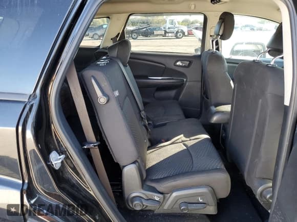 ✅ 2017 Dodge Journey SE • VIN: 3C4PDCAB4HT599651 • Lot: 86529655. Wystawiony na Copart z przebiegiem 106 507 mil. Bezpłatny archiwum sprzedaży aukcyjnych z USA i szczegółowy raport historii pojazdu na DreamBid. Zdjęcie 11.