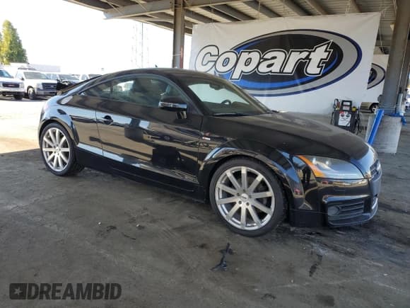 ✅ 2009 Audi TT • VIN: TRUVF38JX91024628 • Lot: 82609105. Wystawiony na Copart z przebiegiem 240 481 mil. Bezpłatny archiwum sprzedaży aukcyjnych z USA i szczegółowy raport historii pojazdu na DreamBid. Zdjęcie 4.