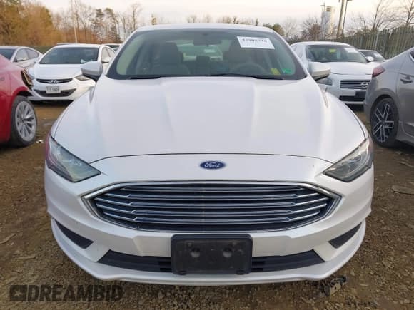 ✅ 2017 Ford Fusion SE • VIN: 3FA6P0HD9HR189374 • Lot: 43905738. Wystawiony na IAAI z przebiegiem 112 283 mil. Bezpłatny archiwum sprzedaży aukcyjnych z USA i szczegółowy raport historii pojazdu na DreamBid. Zdjęcie 6.