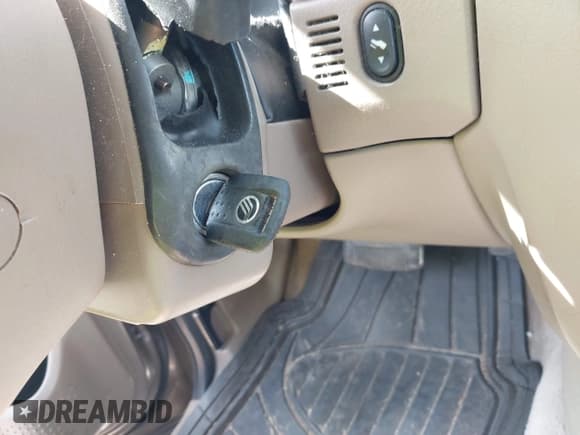 ✅ 2004 Mercury Mountaineer Convenience • VIN: 4M2ZU86W44UJ04974 • Lot: 42798358. Listed on IAAI with 233,439 mi. Free auction sales archive from the USA and detailed vehicle history report at DreamBid. Image 11.