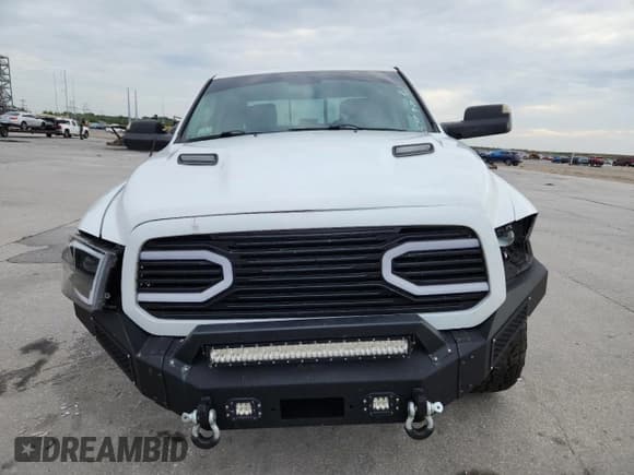 ✅ 2013 Ram 1500 Sport • VIN: 1C6RR7MT5DS701080 • Lot: 84652215. Wystawiony na Copart z przebiegiem 112 864 mil. Bezpłatny archiwum sprzedaży aukcyjnych z USA i szczegółowy raport historii pojazdu na DreamBid. Zdjęcie 5.