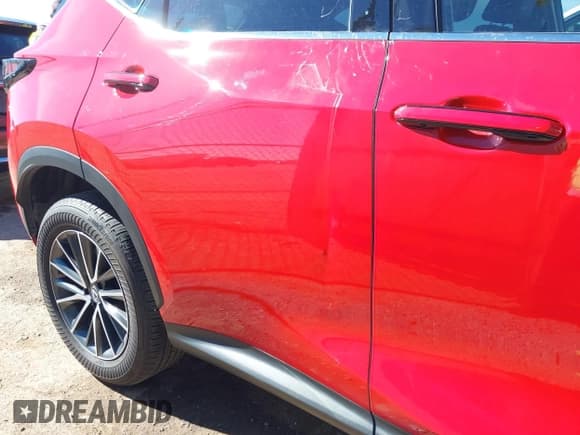 ✅ 2024 Lexus NX 350 Premium • VIN: 2T2GGCEZXRC044024 • Lot: 41467201. Wystawiony na IAAI z przebiegiem 11 334 mil. Bezpłatny archiwum sprzedaży aukcyjnych z USA i szczegółowy raport historii pojazdu na DreamBid. Zdjęcie 6.