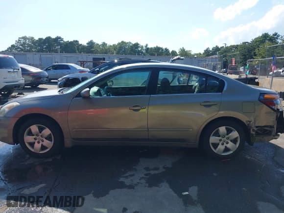 ✅ 2008 Nissan Altima S • VIN: 1N4AL21E28N442252 • Lot: 43068187. Wystawiony na IAAI z przebiegiem 63 094 mil. Bezpłatny archiwum sprzedaży aukcyjnych z USA i szczegółowy raport historii pojazdu na DreamBid. Zdjęcie 14.