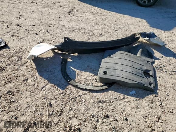 ✅ 2021 Honda HR-V EX • VIN: 3CZRU5H57MM706937 • Лот: 85745575. Опубликован ранее на Copart с пробегом 85 004 миль. Бесплатный доступ к архиву аукционных продаж из США и подробный отчёт об истории автомобиля на DreamBid. Изображение 13.