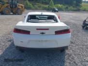 ✅ 2016 Chevrolet Camaro 2LT • VIN: 1G1FD1RS4G0157056 • Lot: 42462106. Wystawiony na IAAI z przebiegiem 86 192 mil. Bezpłatny archiwum sprzedaży aukcyjnych z USA i szczegółowy raport historii pojazdu na DreamBid. Zdjęcie 17.