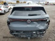 ✅ 2024 Volkswagen ID.4 • VIN: 1V27SPE8XRC000615 • Lot: 87217005. Wystawiony na Copart z przebiegiem 54 442 mil. Bezpłatny archiwum sprzedaży aukcyjnych z USA i szczegółowy raport historii pojazdu na DreamBid. Zdjęcie 6.