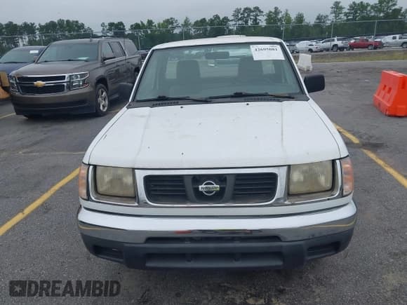 ✅ 2000 Nissan Frontier XE • VIN: 1N6DD21S5YC305132 • Lot: 42695081. Listed on IAAI with 111,427 mi. Free auction sales archive from the USA and detailed vehicle history report at DreamBid. Image 6.