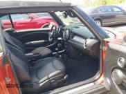 ✅ 2011 MINI Convertible • VIN: WMWZN3C57BTZ89303 • Лот: 42352242. Опубликован ранее на IAAI с пробегом 146 448 миль. Бесплатный доступ к архиву аукционных продаж из США и подробный отчёт об истории автомобиля на DreamBid. Изображение 5.