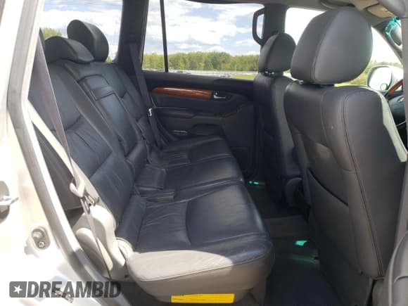 ✅ 2007 Lexus GX 470 • VIN: JTJBT20X370136610 • Lot: 71312775. Listed on Copart with 239,192 mi. Free auction sales archive from the USA and detailed vehicle history report at DreamBid. Image 11.