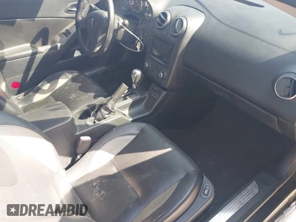 ✅ 2008 Pontiac G6 GXP • VIN: 1G2ZM177884185590 • Lot: 43510658. Wystawiony na IAAI z przebiegiem 168 542 mil. Bezpłatny archiwum sprzedaży aukcyjnych z USA i szczegółowy raport historii pojazdu na DreamBid. Zdjęcie 5.