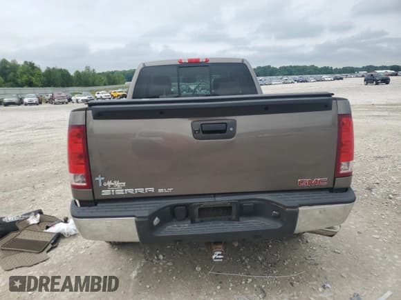 ✅ 2013 GMC Sierra 1500 SLT • VIN: 1GTR2WE73DZ145318 • Lot: 62371155. Listed on Copart with Not provided. Free auction sales archive from the USA and detailed vehicle history report at DreamBid. Image 6.