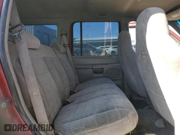 ✅ 1999 Mercury Mountaineer • VIN: 4M2ZU52E6XUJ43842 • Lot: 88141505. Listed on Copart with 194,187 mi. Free auction sales archive from the USA and detailed vehicle history report at DreamBid. Image 11.