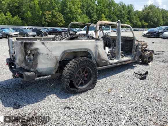 ✅ 2023 Jeep Gladiator Rubicon FarOut • VIN: 1C6JJTBM9PL550168 • Lot: 65521254. Wystawiony na Copart z przebiegiem Nie podano. Bezpłatny archiwum sprzedaży aukcyjnych z USA i szczegółowy raport historii pojazdu na DreamBid. Zdjęcie 3.