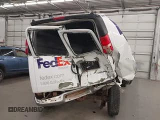 ✅ 2006 Chevrolet Express Cargo • VIN: 1GCHG39U361210326 • Лот: 43679529. Опубликован ранее на IAAI с пробегом 333 818 миль. Бесплатный доступ к архиву аукционных продаж из США и подробный отчёт об истории автомобиля на DreamBid. Изображение 6.