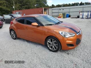 ✅ 2016 Hyundai Veloster • VIN: KMHTC6AD6GU299730 • Lot: 77888374. Wystawiony na Copart z przebiegiem 95 440 mil. Bezpłatny archiwum sprzedaży aukcyjnych z USA i szczegółowy raport historii pojazdu na DreamBid. Zdjęcie 4.