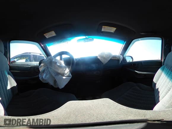 ✅ 2002 Chevrolet S-10 LS • VIN: 1GCCS145728190662 • Лот: 42476375. Опубликован ранее на IAAI с пробегом 162 907 миль. Бесплатный доступ к архиву аукционных продаж из США и подробный отчёт об истории автомобиля на DreamBid. Изображение 18.