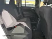 ✅ 2014 Jeep Patriot Sport • VIN: 1C4NJPBA4ED529288 • Лот: 86120215. Опубликован ранее на Copart с пробегом 59 308 миль. Бесплатный доступ к архиву аукционных продаж из США и подробный отчёт об истории автомобиля на DreamBid. Изображение 11.