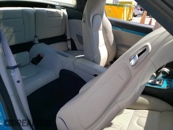 ✅ 2017 Porsche 911 4S • VIN: WP0BB2A9XHS136860 • Lot: 58390023. Wystawiony na Copart z przebiegiem 18 316 mil. Bezpłatny archiwum sprzedaży aukcyjnych z USA i szczegółowy raport historii pojazdu na DreamBid. Zdjęcie 10.