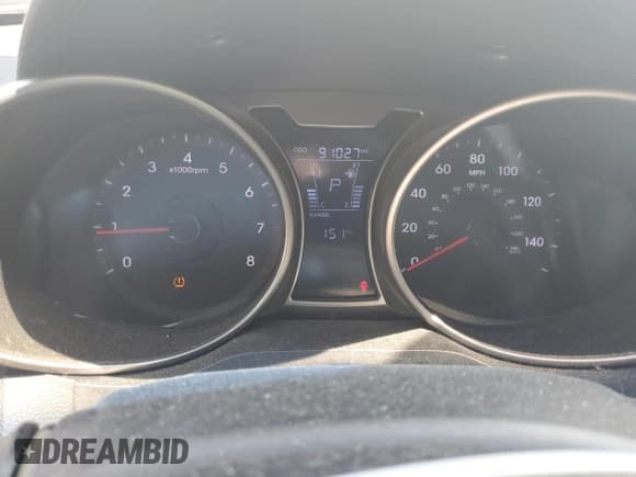 ✅ 2012 Hyundai Veloster w/Red Int • VIN: KMHTC6AD4CU058467 • Lot: 62728584. Wystawiony na Copart z przebiegiem 91 027 mil. Bezpłatny archiwum sprzedaży aukcyjnych z USA i szczegółowy raport historii pojazdu na DreamBid. Zdjęcie 9.