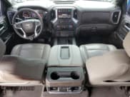 ✅ 2020 Chevrolet Silverado 1500 LTZ • VIN: 3GCUYGED2LG373541 • Lot: 55281104. Wystawiony na Copart z przebiegiem 111 003 mil. Bezpłatny archiwum sprzedaży aukcyjnych z USA i szczegółowy raport historii pojazdu na DreamBid. Zdjęcie 8.