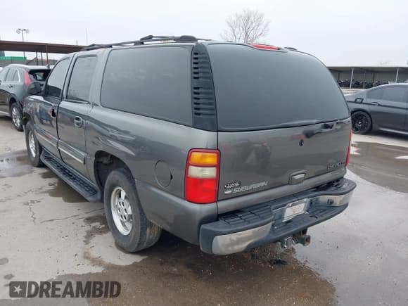 ✅ 2002 Chevrolet Suburban LS • VIN: 3GNEC16Z02G192437 • Лот: 41715752. Опубликован ранее на IAAI с пробегом 185 353 миль. Бесплатный доступ к архиву аукционных продаж из США и подробный отчёт об истории автомобиля на DreamBid. Изображение 3.