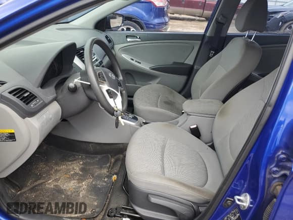 ✅ 2013 Hyundai Accent GLS • VIN: KMHCU4AEXDU372362 • Лот: 80061534. Опубликован ранее на Copart с пробегом 100 207 миль. Бесплатный доступ к архиву аукционных продаж из США и подробный отчёт об истории автомобиля на DreamBid. Изображение 7.