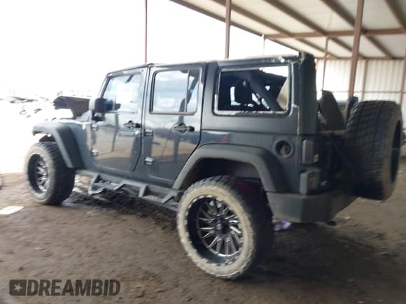 ✅ 2016 Jeep Wrangler Unlimited Freedom • VIN: 1C4BJWDG9GL319356 • Lot: 42113994. Listed on IAAI with Not provided. Free auction sales archive from the USA and detailed vehicle history report at DreamBid. Image 3.