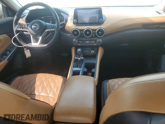 ✅ 2020 Nissan Sentra SV • VIN: 3N1AB8CVXLY288420 • Lot: 81240635. Listed on Copart with 67,366 mi. Free auction sales archive from the USA and detailed vehicle history report at DreamBid. Image 8.