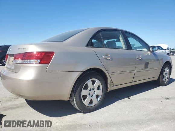✅ 2007 Hyundai Sonata GLS • VIN: 5NPET46C07H270297 • Лот: 74612184. Опубликован ранее на Copart с пробегом 232 546 миль. Бесплатный доступ к архиву аукционных продаж из США и подробный отчёт об истории автомобиля на DreamBid. Изображение 3.