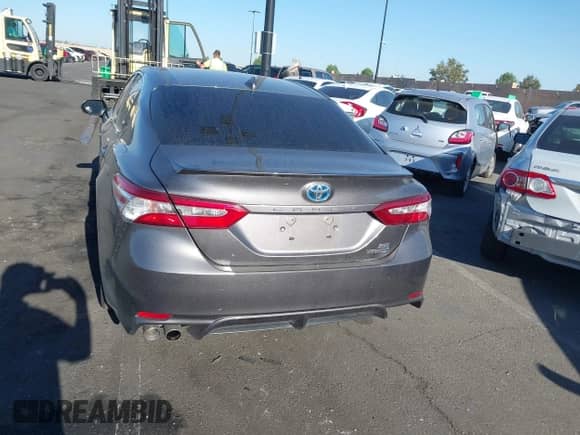 2020 Toyota Camry Hybrid SE с VIN 4T1G31AKXLU539942, выставлен на аукционе IAAI как лот 42300015 с пробегом 67 035 миль миль и . История ставок и продаж доступна на DreamBid. Изображение 16.