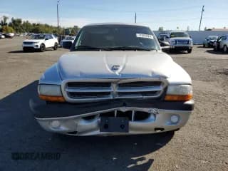 ✅ 2001 Dodge Dakota • VIN: 1B7GL22X51S278636 • Lot: 74393224. Wystawiony na Copart z przebiegiem 121 763 mil. Bezpłatny archiwum sprzedaży aukcyjnych z USA i szczegółowy raport historii pojazdu na DreamBid. Zdjęcie 5.