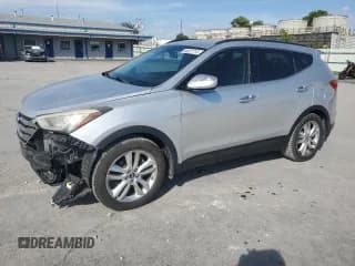 ✅ 2014 Hyundai Santa Fe • VIN: 5XYZU3LA3EG153653 • Lot: 85102745. Wystawiony na Copart z przebiegiem 137 373 mil. Bezpłatny archiwum sprzedaży aukcyjnych z USA i szczegółowy raport historii pojazdu na DreamBid. Zdjęcie 1.