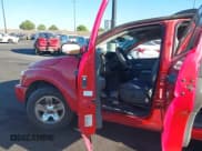 ✅ 2005 Dodge Durango Limited • VIN: 1D8HB58DX5F582843 • Lot: 43163330. Wystawiony na IAAI z przebiegiem 199 153 mil. Bezpłatny archiwum sprzedaży aukcyjnych z USA i szczegółowy raport historii pojazdu na DreamBid. Zdjęcie 5.