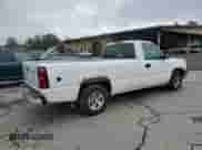 2004 Chevrolet Silverado 1500 z VIN 1GCEC14X34Z286891, wystawiony jako Copart lot #59973855 z przebiegiem 358 618 mil mil oraz Czysty tytuł • Clean title. Historia ofert i sprzedaży dostępna na DreamBid. Obrazek 3.