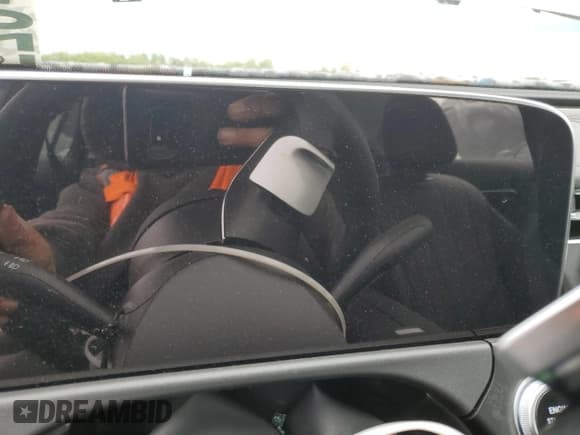 ✅ 2025 Mercedes-Benz E 450 • VIN: W1KLF6BB0SA086099 • Лот: 57910465. Опубликован ранее на Copart с пробегом Не указан. Бесплатный доступ к архиву аукционных продаж из США и подробный отчёт об истории автомобиля на DreamBid. Изображение 9.