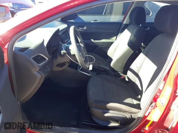 ✅ 2020 Hyundai Accent SEL • VIN: 3KPC24A63LE106181 • Лот: 87368104. Опубликован ранее на Copart с пробегом 48 987 миль. Бесплатный доступ к архиву аукционных продаж из США и подробный отчёт об истории автомобиля на DreamBid. Изображение 7.