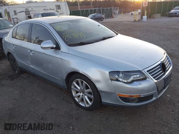 ✅ 2008 Volkswagen Passat 2.0T • VIN: WVWEK73C08P048065 • Лот: 41341400. Опубликован ранее на IAAI с пробегом Не указан. Бесплатный доступ к архиву аукционных продаж из США и подробный отчёт об истории автомобиля на DreamBid. Изображение 1.