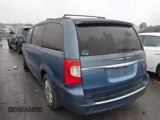 ✅ 2012 Chrysler Town & Country Touring L • VIN: 2C4RC1CG8CR163339 • Lot: 43557264. Wystawiony na IAAI z przebiegiem 246 312 mil. Bezpłatny archiwum sprzedaży aukcyjnych z USA i szczegółowy raport historii pojazdu na DreamBid. Zdjęcie 3.